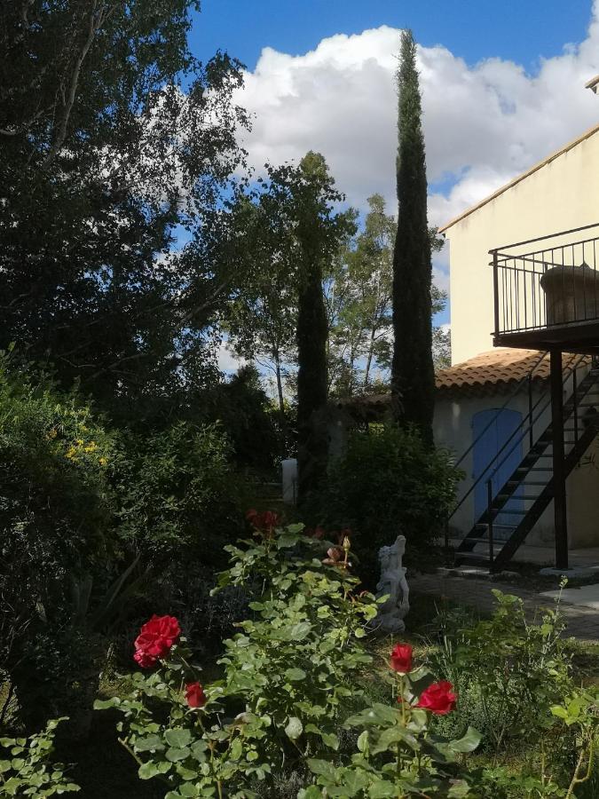 La Bastide Des Sources Apartamento Beaucaire  Exterior foto